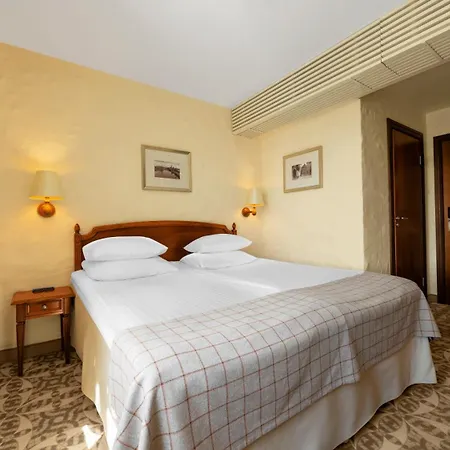 Rixwell Collection Savoy Boutique Hotel