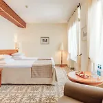 Rixwell Collection Savoy Boutique Hotel 4*