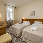 Rixwell Collection Savoy Boutique Hotel
