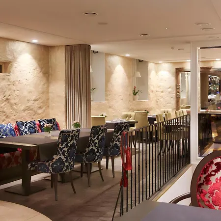 Rixwell Collection Savoy Boutique Hotell