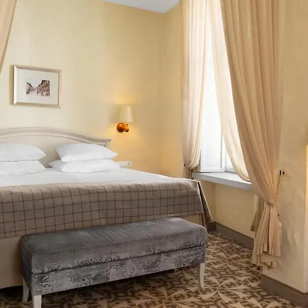 ホテル Rixwell Collection Savoy Boutique 4*