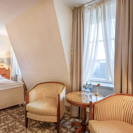ホテル Rixwell Collection Savoy Boutique 4*