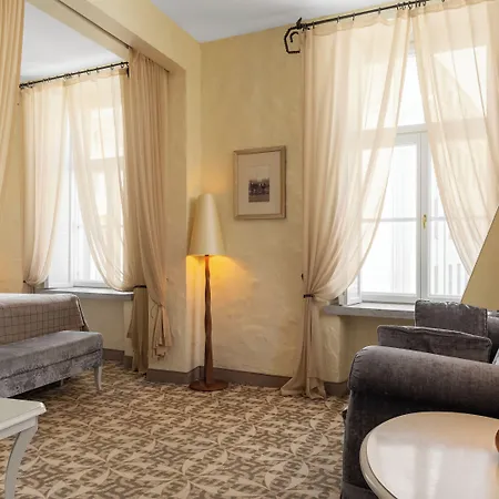 Rixwell Collection Savoy Boutique Hotell