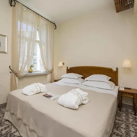 Szálloda Rixwell Collection Savoy Boutique 4*