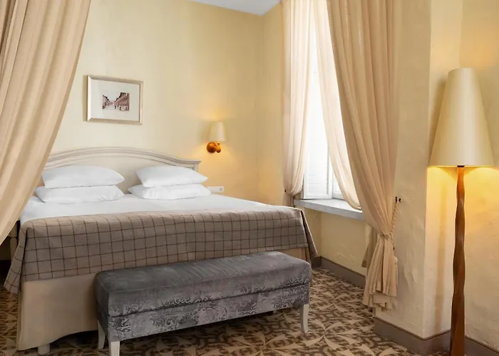 Hotel Rixwell Collection Savoy Boutique 4*