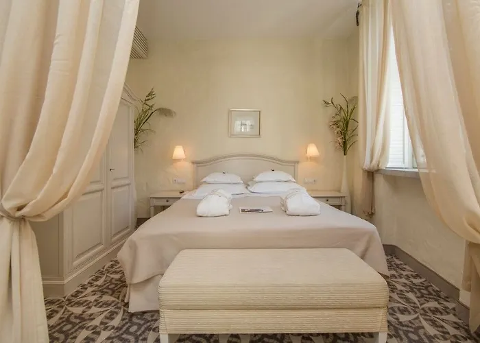 Szálloda Rixwell Collection Savoy Boutique