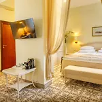 فندق Rixwell Collection Savoy Boutique 4*
